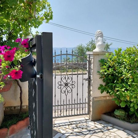 Ml Apartman Senj  Buitenkant foto