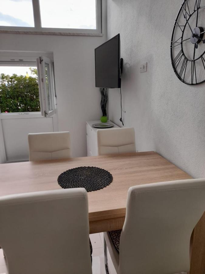 Ml Apartman Senj  Buitenkant foto