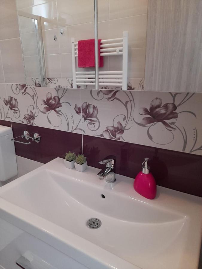 Ml Apartman Senj  Buitenkant foto