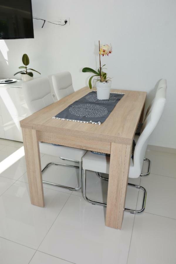Ml Apartman Senj  Buitenkant foto